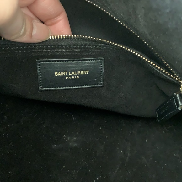 Saint Laurent Black Duffle Bag. - Picture 6 of 7